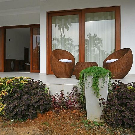 Colibri Villa Maggona Extérieur photo